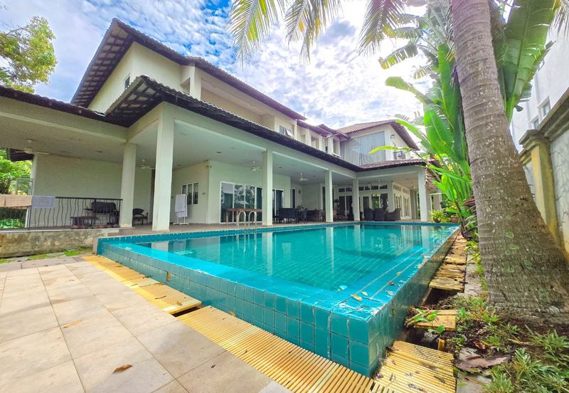 FOR SALE: 2-Storey Bungalow Seksyen 8, Kota Damansara 