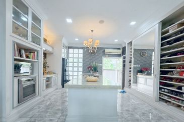 FOR SALE: 2-Storey Bungalow Seksyen 8, Kota Damansara 