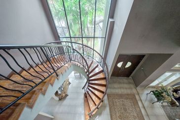 FOR SALE: 2-Storey Bungalow Seksyen 8, Kota Damansara 