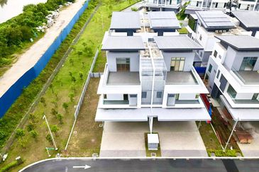 Broadleaf Residences, Hometree