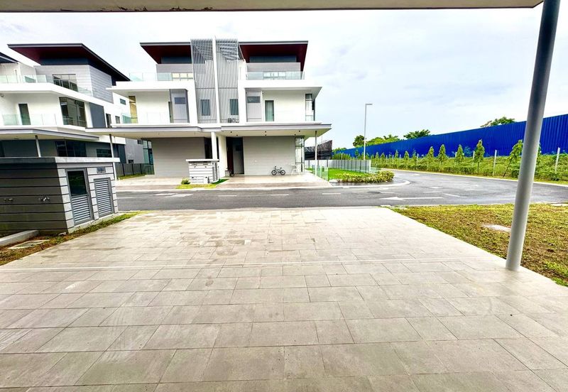 Broadleaf Residences, Hometree