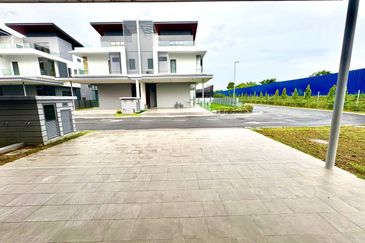 Broadleaf Residences, Hometree