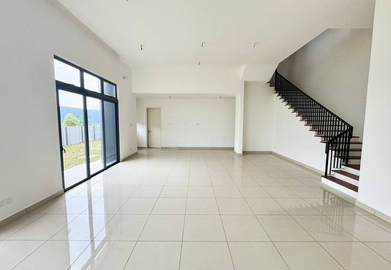 Broadleaf Residences, Hometree