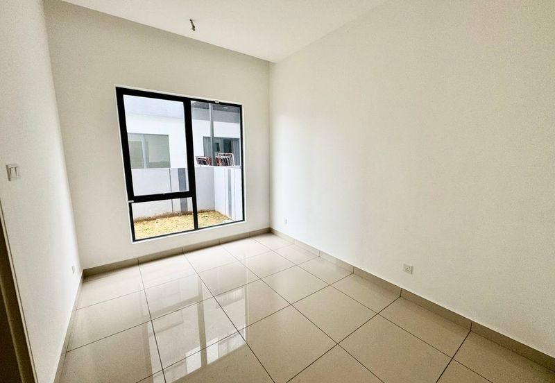 Broadleaf Residences, Hometree