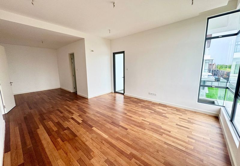 Broadleaf Residences, Hometree