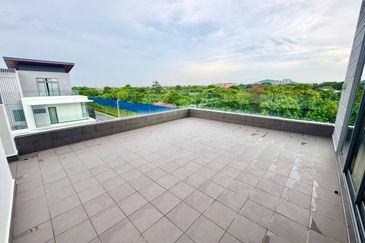 Broadleaf Residences, Hometree