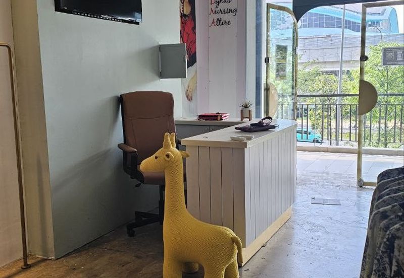 Fully Renovated Shop Office Units (Mid-century interior design) @ 1F Emira Residence, Seksyen 13, Shah Alam  