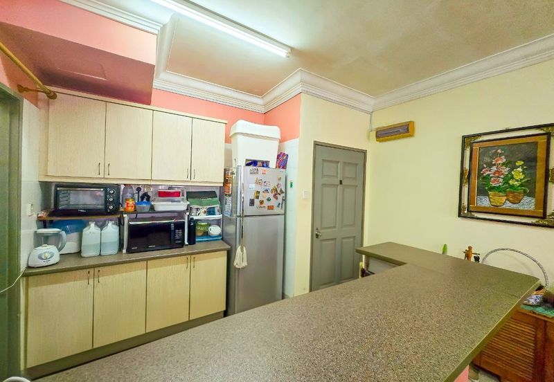 Angsana Apartment @ Taman Raintree