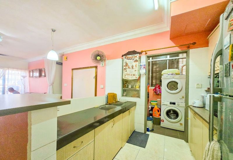 Angsana Apartment @ Taman Raintree