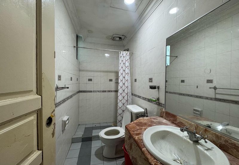 Corinthian Condominium