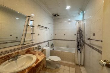 Corinthian Condominium