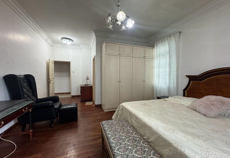 Corinthian Condominium