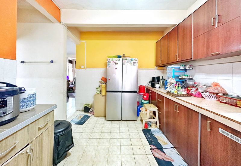 Taman Mawar, Bandar Baru Salak Tinggi