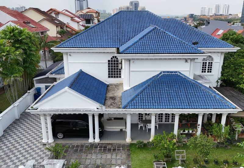 🔥 FOR SALE – CORNER BUNGALOW @ TTDI 🔥