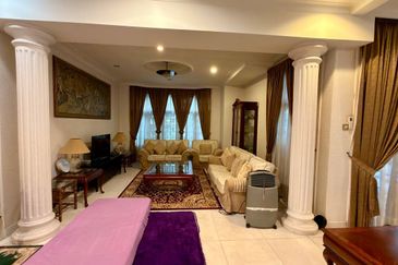 🔥 FOR SALE – CORNER BUNGALOW @ TTDI 🔥