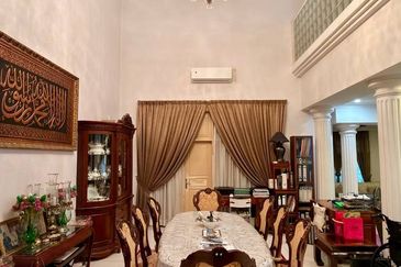 🔥 FOR SALE – CORNER BUNGALOW @ TTDI 🔥