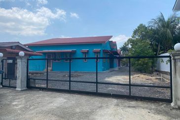 WTL  FOR RENT: Rumah di Mentaloon, Alor Setar