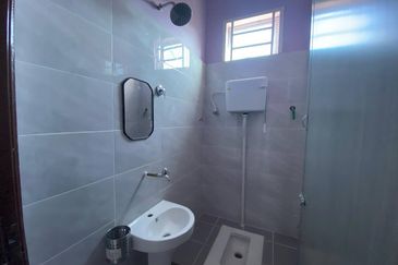 WTL  FOR RENT: Rumah di Mentaloon, Alor Setar