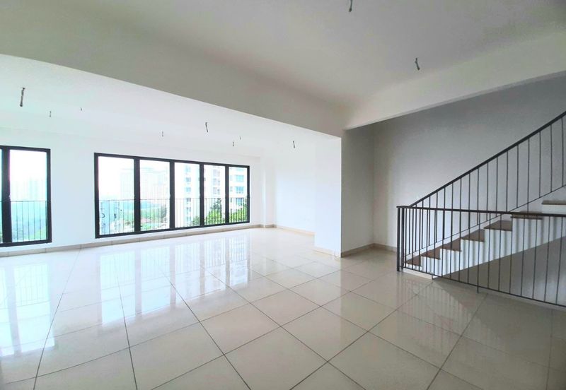 East 57 (Residensi Laman Timur)