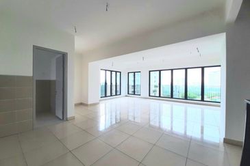 East 57 (Residensi Laman Timur)