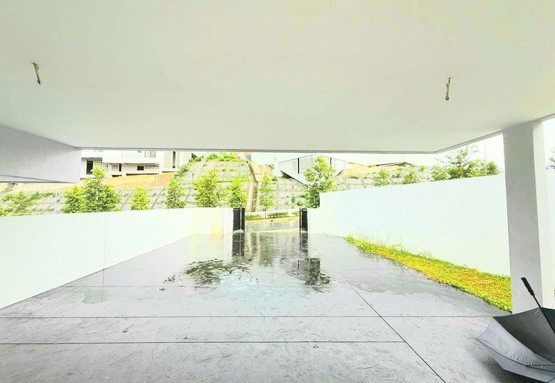 East 57 (Residensi Laman Timur)