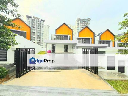 END LOT TRIPLE STOREY SUPERLINK TERRACE, EAST 57 TAMAN MELAWATI, KL, Kuala Lumpur, Taman Melawati