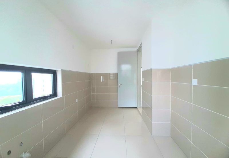 East 57 (Residensi Laman Timur)