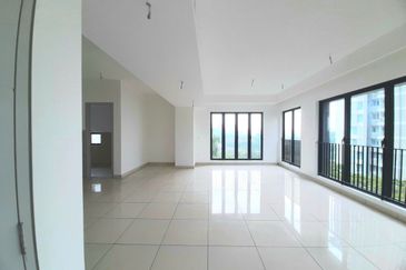 East 57 (Residensi Laman Timur)