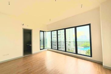 East 57 (Residensi Laman Timur)