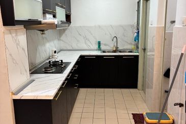 Pangsapuri Damai Mewah B