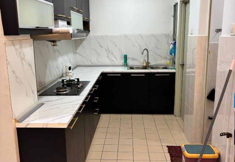 Pangsapuri Damai Mewah B