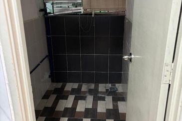 Pangsapuri Damai Mewah B