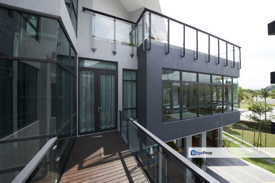 3 Storey Bungalow With A Stunning View Comes with lift and Pool damans, Kuala Lumpur, Damansara Heights