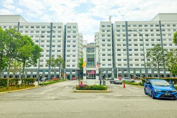 Simfoni Apartment @ Eco Majestic (Rumah Selangorku)