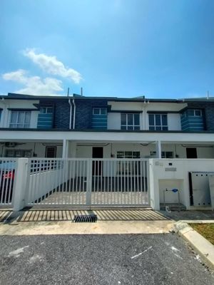 Double Storey Terrace Palma Hillpark Puncak Alam [NEGOTIABLE] for Sale ...