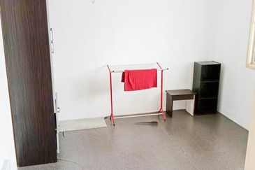 Pangsapuri Seri Cahaya, Ampang Selangor For Sale