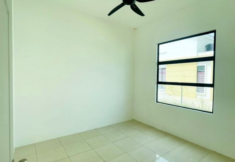 [RUMAH BARU] SemiD Setingkat di TAMAN DERGA PERDANA