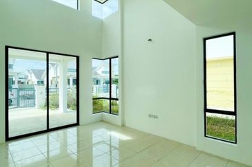 [RUMAH BARU] SemiD Setingkat di TAMAN DERGA PERDANA