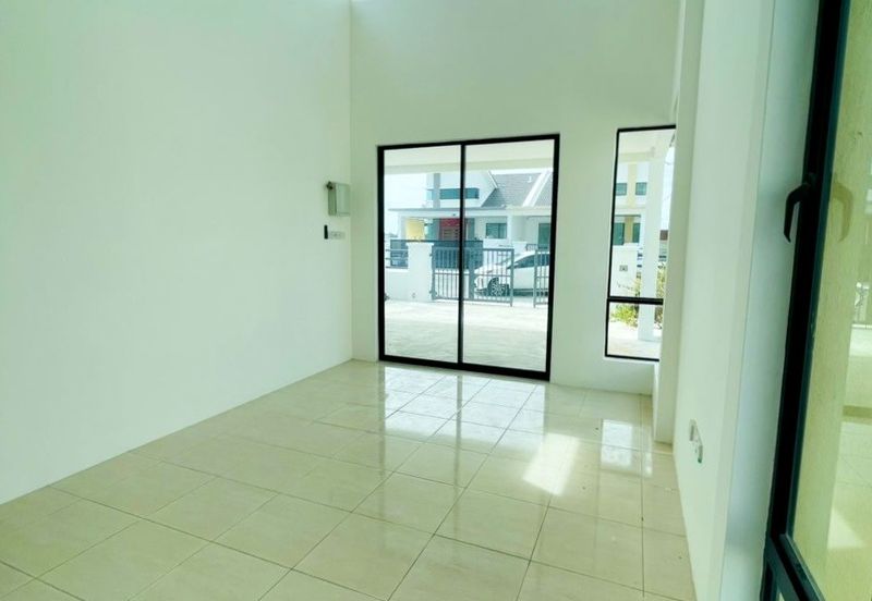 [RUMAH BARU] SemiD Setingkat di TAMAN DERGA PERDANA