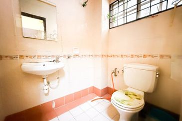 Bandar Tun Hussein Onn