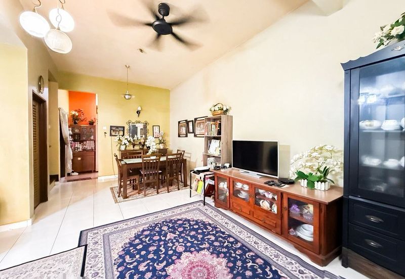 Bandar Tun Hussein Onn