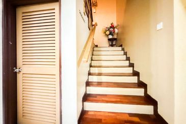 Bandar Tun Hussein Onn