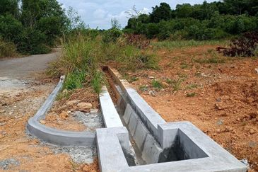 5,727 sq ft Lot banglo Taman Tenggiri Kg Bahru Si Rusa