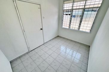 TERMURAH FREEHOLD Single Storey House Taman Desaria Nilai