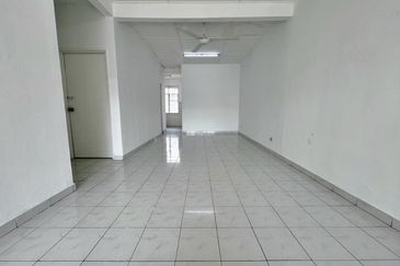 TERMURAH FREEHOLD Single Storey House Taman Desaria Nilai