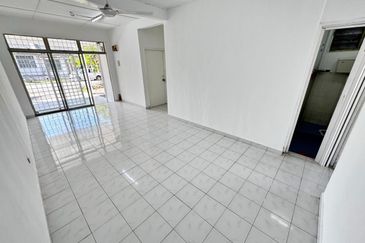 TERMURAH FREEHOLD Single Storey House Taman Desaria Nilai