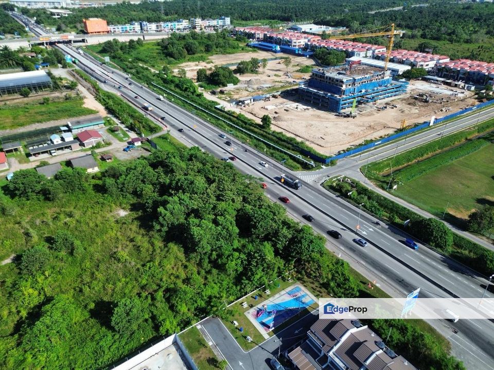 Labu Lanjut Sepang near KLIA Residential Lot , Selangor, Sepang