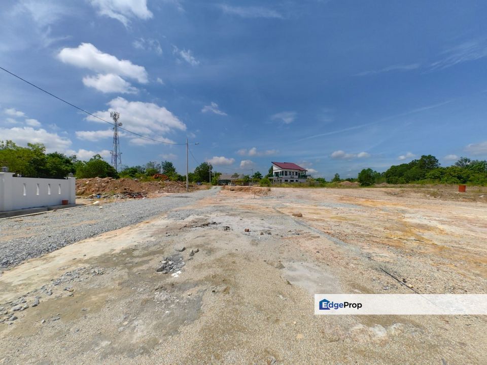 Kampung Baru Lanjut Sepang Bungalow Lot , Selangor, Sepang