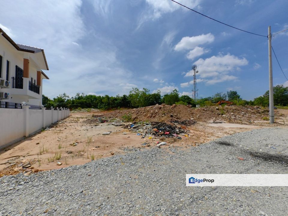 Kampung Baru Lanjut Sepang Bungalow Lot , Selangor, Sepang