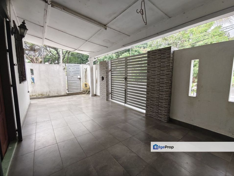Taman Salak Jaya Salak Selatan Kuala Lumpur  End lot Single Storey , Kuala Lumpur, Salak Selatan